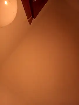 Snapshot of rayolexxx chatting on February 19, 2026, 11:18 am rayolexxx online show from February 19, 2026, 11:18 am