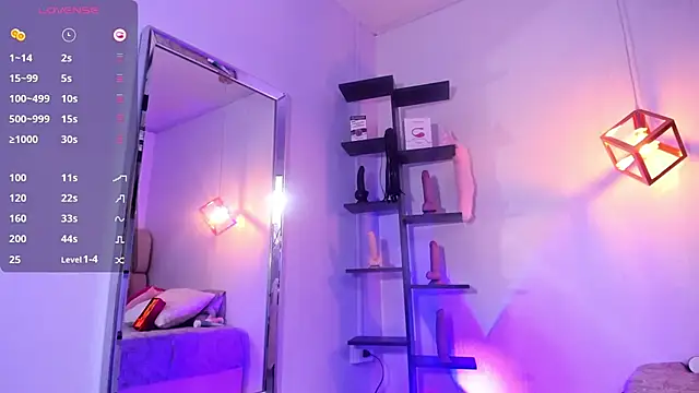 KIMMARSHALL1 online show from October 10, 2025, 3:18 am