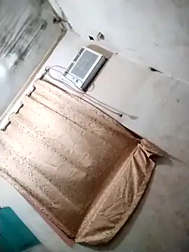 big booty15 online show from January 6, 2026, 4:44 pm