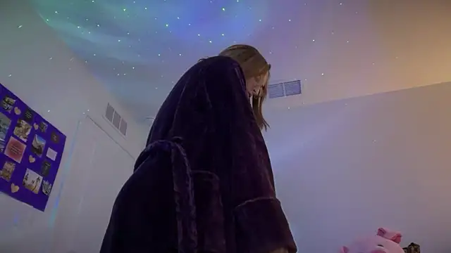 miasecretx online show from March 8, 2026, 8:28 am