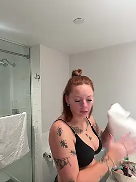 kelsred12 online show from April 11, 2026, 4:32 pm