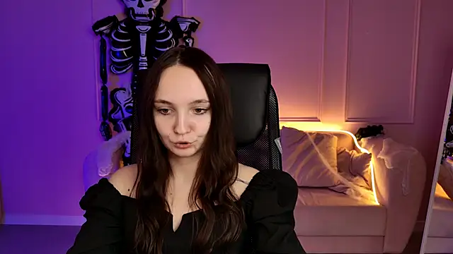 Snapshot of ameliaglamour chatting on October 24, 2025, 10:58 am ameliaglamour online show from October 24, 2025, 10:58 am