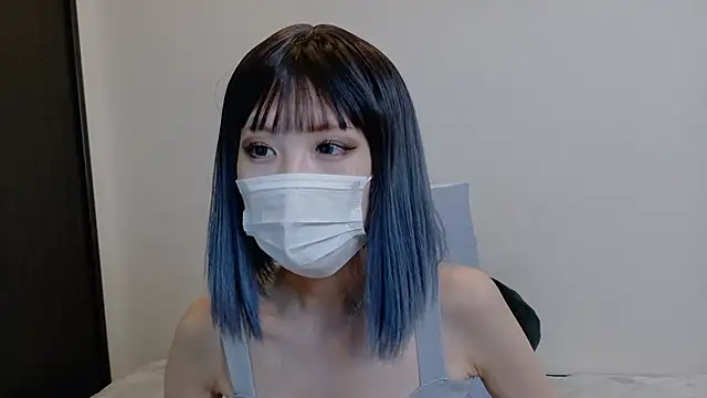 Snapshot of sarina_at chatting on April 27, 2026, 4:32 am sarina at online show from April 27, 2026, 4:32 am