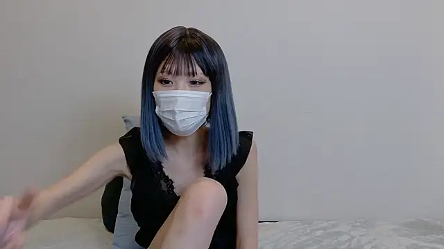 Snapshot of sarina_at chatting on June 6, 2026, 7:35 am sarina at online show from June 6, 2026, 7:35 am