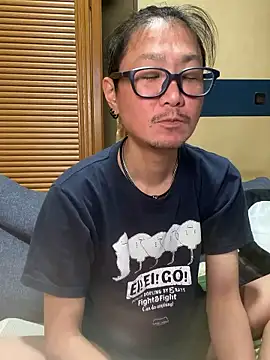 Snapshot of uta002418 chatting on June 23, 2026, 2:15 pm uta002418 online show from June 23, 2026, 2:15 pm