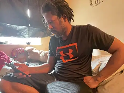 Snapshot of viceutk1 chatting on February 23, 2026, 4:40 pm viceutk1 online show from February 23, 2026, 4:40 pm