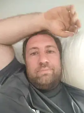 Snapshot of Batuhan3563 chatting on September 29, 2025, 8:21 am Batuhan3563 online show from September 29, 2025, 8:21 am