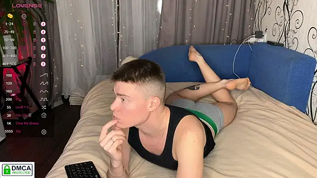 Snapshot of holy_eggs_02 chatting on January 18, 2026, 9:40 pm holy eggs 02 online show from January 18, 2026, 9:40 pm