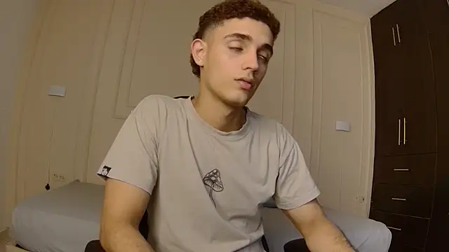 nathan shimmer online show from February 4, 2026, 9:21 pm