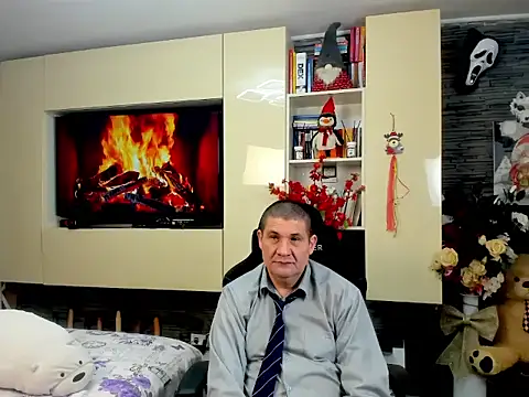 Snapshot of SpartacusDaddy48 chatting on March 1, 2026, 5:13 pm SpartacusDaddy48 online show from March 1, 2026, 5:13 pm