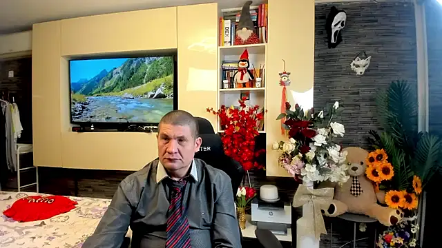 Snapshot of SpartacusDaddy48 chatting on May 9, 2026, 8:56 pm SpartacusDaddy48 online show from May 9, 2026, 8:56 pm