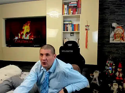 Snapshot of SpartacusDaddy48 chatting on February 25, 2026, 5:51 am SpartacusDaddy48 online show from February 25, 2026, 5:51 am