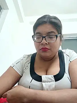 Elie couple143 online show from January 8, 2026, 5:41 pm