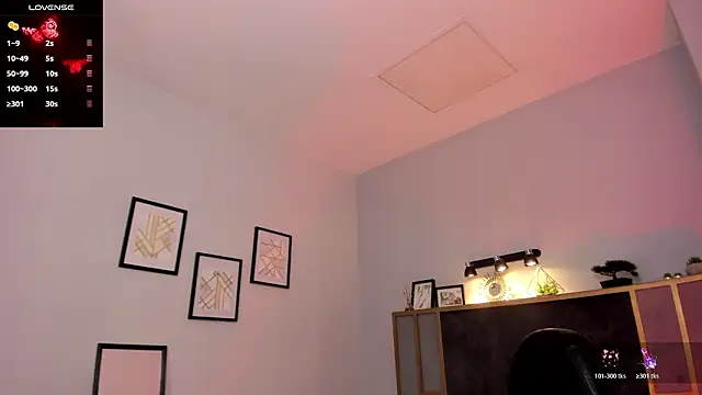 Azurra amatto2 online show from March 11, 2026, 8:25 pm