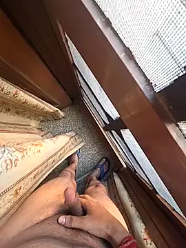 desir3dlund online show from December 15, 2025, 8:31 am