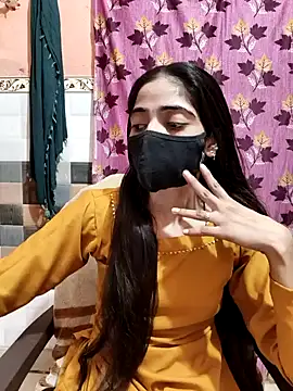 Snapshot of Cute_Manju01 chatting on September 18, 2025, 4:04 am Cute Manju01 online show from September 18, 2025, 4:04 am