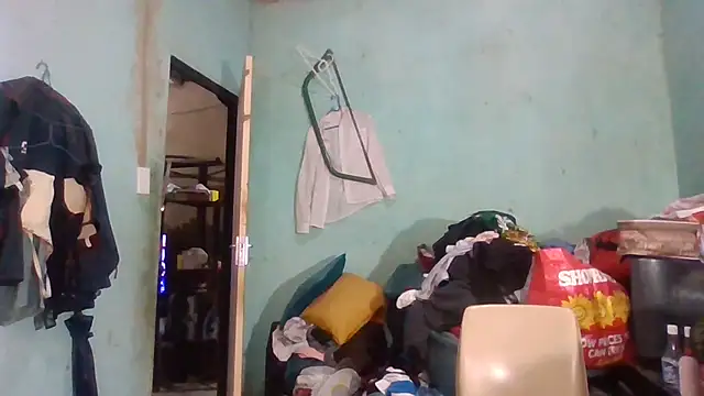 Snapshot of Nicky52 chatting on November 7, 2025, 4:06 am Nicky52 online show from November 7, 2025, 4:06 am