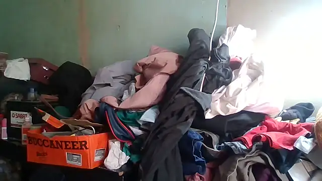 Snapshot of Nicky52 chatting on November 2, 2025, 6:29 am Nicky52 online show from November 2, 2025, 6:29 am