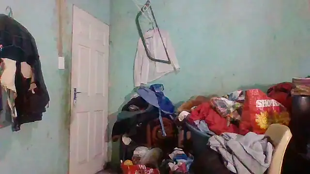 Snapshot of Nicky52 chatting on November 6, 2025, 4:00 pm Nicky52 online show from November 6, 2025, 4:00 pm