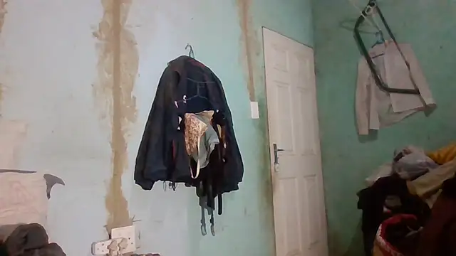 Snapshot of Nicky52 chatting on November 20, 2025, 5:46 pm Nicky52 online show from November 20, 2025, 5:46 pm