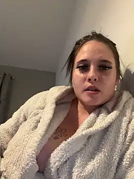 LollyLove  online show from February 22, 2026, 7:04 pm