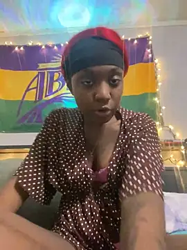 Snapshot of HennessyBaby21 chatting on March 2, 2026, 6:58 am HennessyBaby21 online show from March 2, 2026, 6:58 am