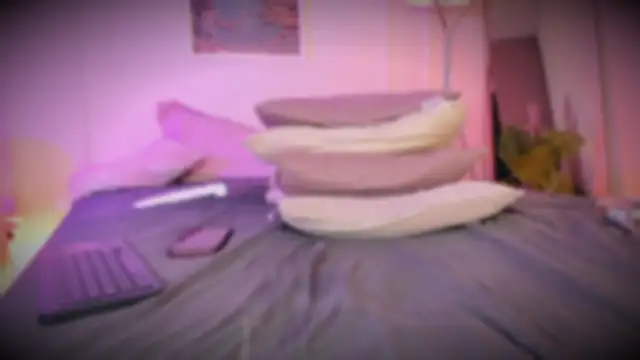 emma soul1 online show from April 16, 2026, 9:39 pm