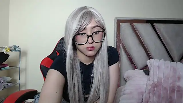 Arianna fairy online show from February 6, 2026, 2:02 pm