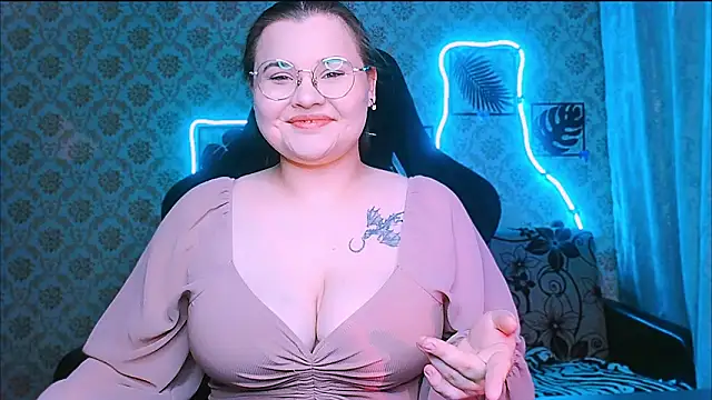 InLoveWithLife26 online show from February 24, 2026, 7:37 pm