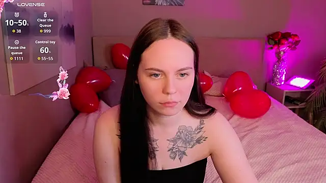 Snapshot of Alice_Moondark chatting on February 13, 2026, 8:42 pm Alice Moondark online show from February 13, 2026, 8:42 pm