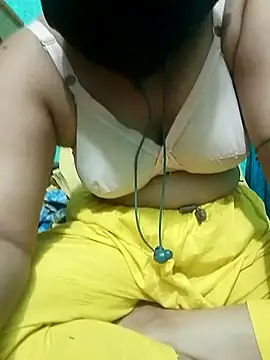 Snapshot of Maria_Mahi chatting on August 2, 2026, 5:50 am Maria Mahi online show from August 2, 2026, 5:50 am
