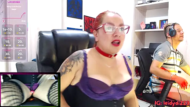 Snapshot of leidydi223 chatting on October 18, 2025, 1:35 pm leidydi223 online show from October 18, 2025, 1:35 pm