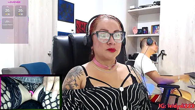 Snapshot of leidydi223 chatting on October 19, 2025, 1:47 pm leidydi223 online show from October 19, 2025, 1:47 pm