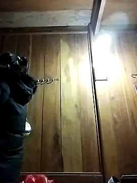 Snapshot of Lai005 chatting on January 6, 2026, 2:21 pm Lai005 online show from January 6, 2026, 2:21 pm