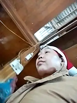 Snapshot of Lai005 chatting on January 9, 2026, 8:21 am Lai005 online show from January 9, 2026, 8:21 am