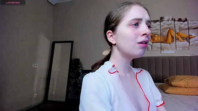 Camilla Kelly online show from March 23, 2026, 12:55 am