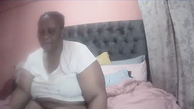 HUGEASSXXXXX online show from March 13, 2026, 6:24 pm