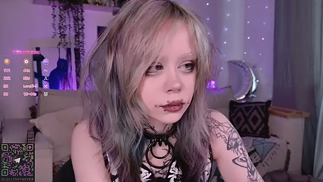 Lollyshy online show from February 25, 2026, 8:25 am