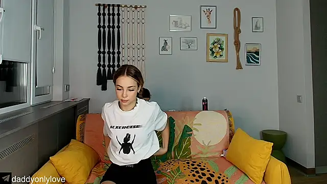 daddyonlyloveme online show from September 27, 2025, 8:04 pm