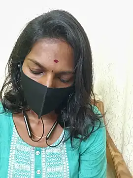 Snapshot of Honey_rosetamil chatting on July 14, 2026, 1:05 am Honey rosetamil online show from July 14, 2026, 1:05 am