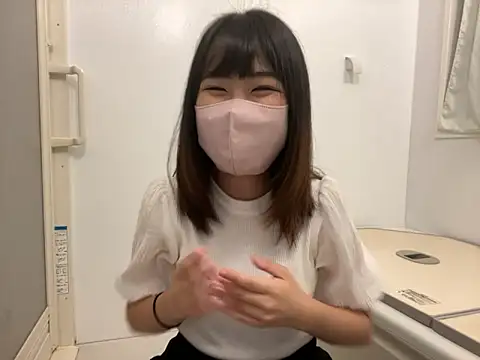 Snapshot of sora_033 chatting on September 14, 2025, 3:12 pm sora 033 online show from September 14, 2025, 3:12 pm