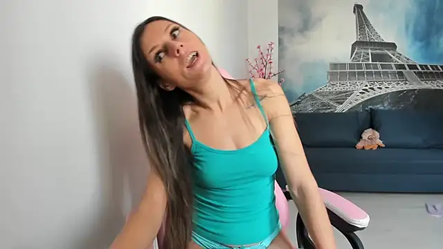 Snapshot of RheaEtthan chatting on January 13, 2026, 9:02 am RheaEtthan online show from January 13, 2026, 9:02 am