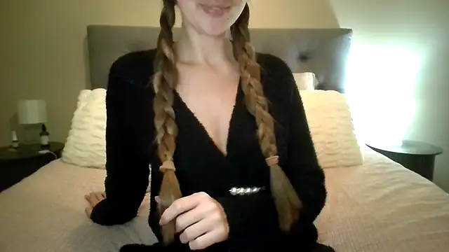 Snapshot of TaylorWest62 chatting on November 6, 2025, 4:44 pm TaylorWest62 online show from November 6, 2025, 4:44 pm