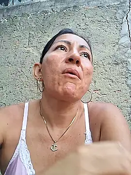 maturexxxnaughty online show from November 1, 2025, 12:21 pm