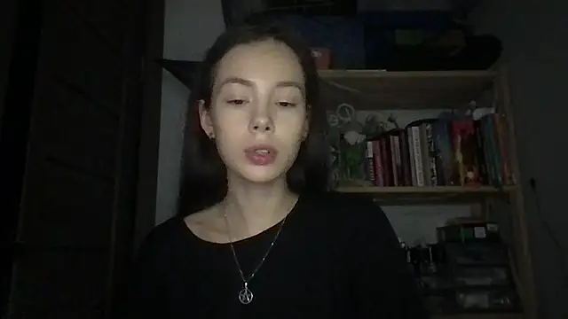 Yuna5343 online show from September 12, 2025, 7:13 pm