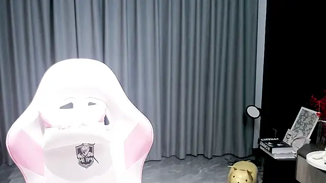 taozi-2025 online show from October 12, 2025, 11:44 am