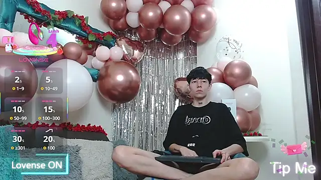 LiamBrown09 online show from February 16, 2026, 7:12 pm