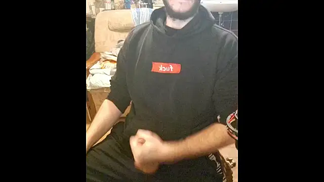 Snapshot of _SpicyStuff_@xh chatting on February 9, 2026, 5:00 pm SpicyStuff xh online show from February 9, 2026, 5:00 pm