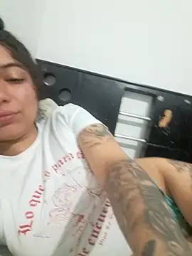 Snapshot of Madison_1 chatting on October 30, 2025, 5:28 am Madison 1 online show from October 30, 2025, 5:28 am