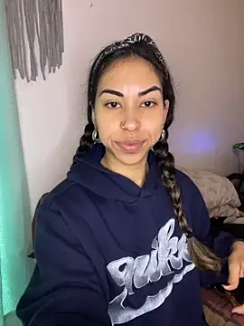 Snapshot of jessens144 chatting on September 19, 2025, 5:50 pm jessens144 online show from September 19, 2025, 5:50 pm